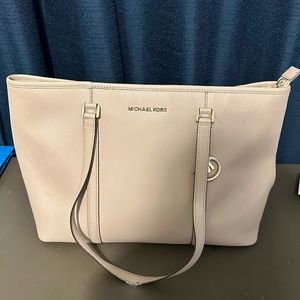 Michael Kors Tote